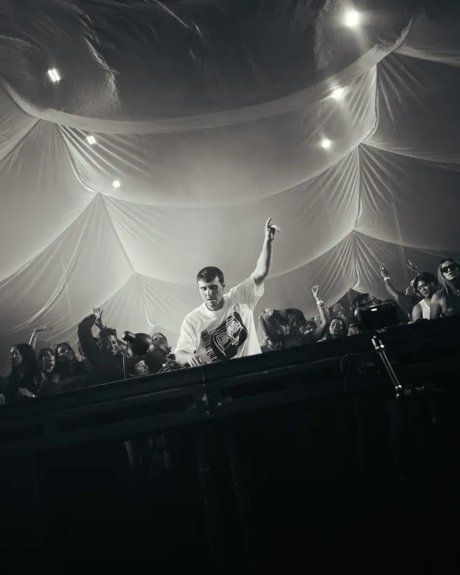 PHOTO: Fred again.. USB002 Week 9