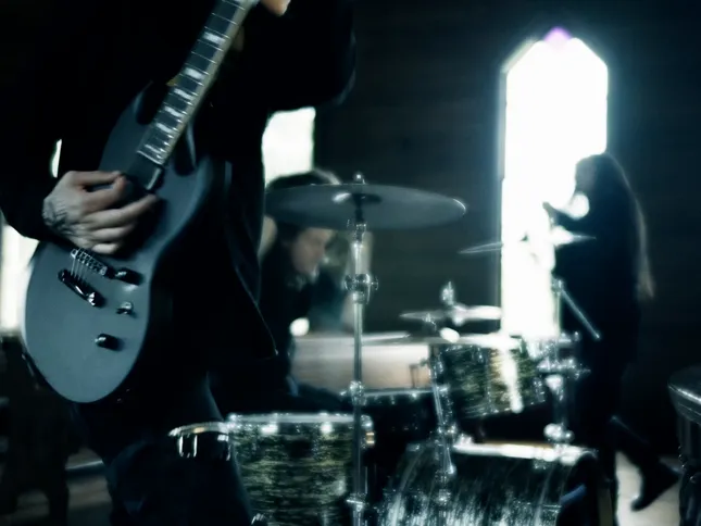 violent vira - burn me with a bible