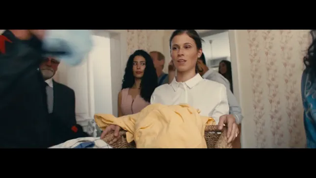 Samsung "Join The Crowd"