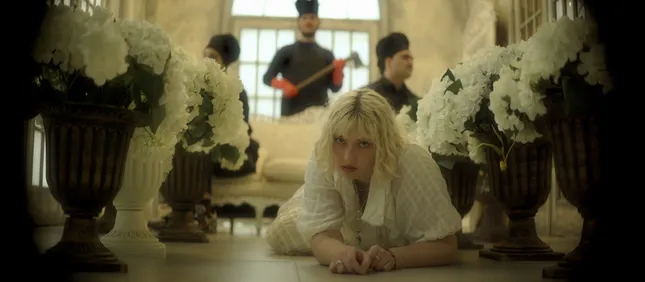 Trophy Wife - Ask Me Anything