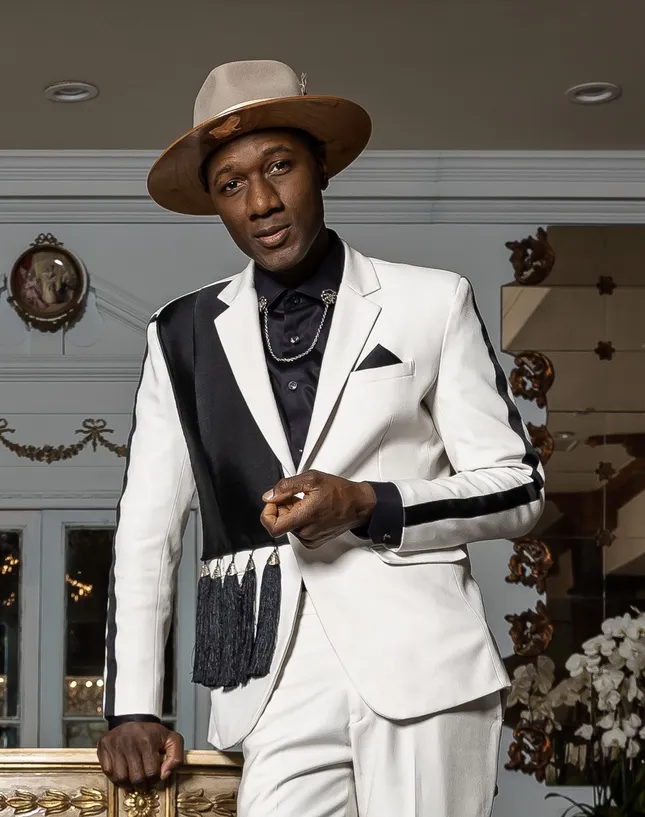 “Castle” by Fashawn feat. Aloe Blacc (stills)