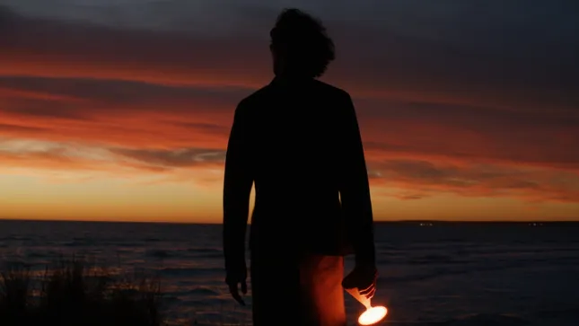 Grau - Be a Light