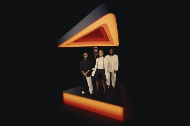 Doritos - Solid Black