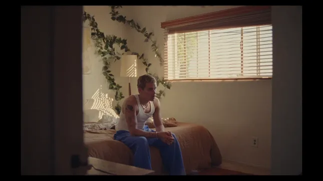 Invisibilidad Music video - Aron Piper