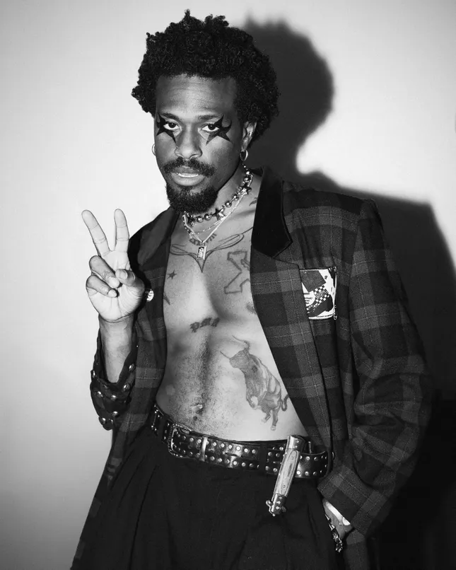 ‘Grey Scale’ - Duckwrth Press Photos