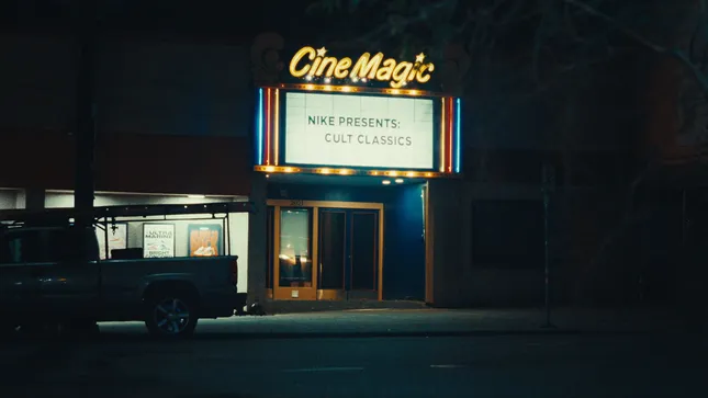 Nike - Cult Classics