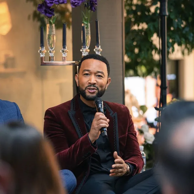 LG x John Legend