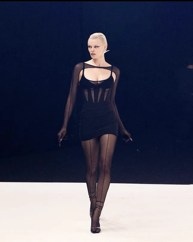 Mugler X H&M 2023 fashion show
