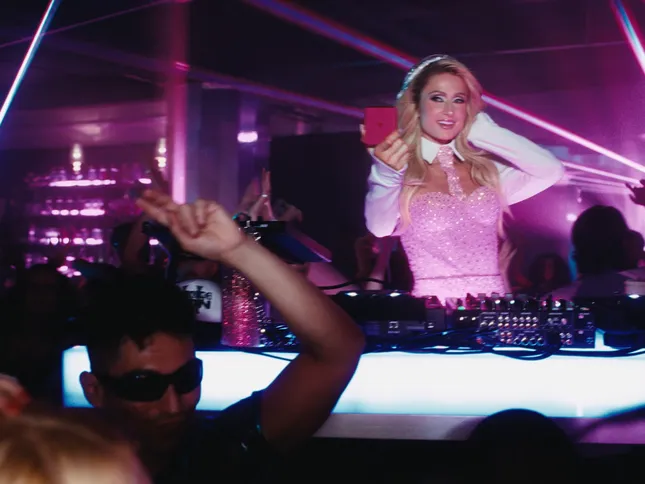 Paris Hilton - BAD BITCH ACADEMY