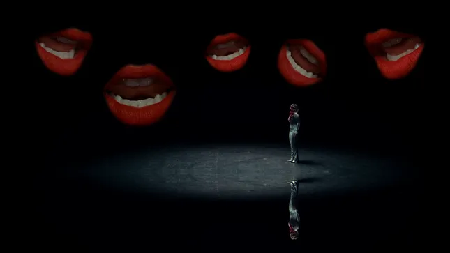 Mirror Mirror - Taylor Felt