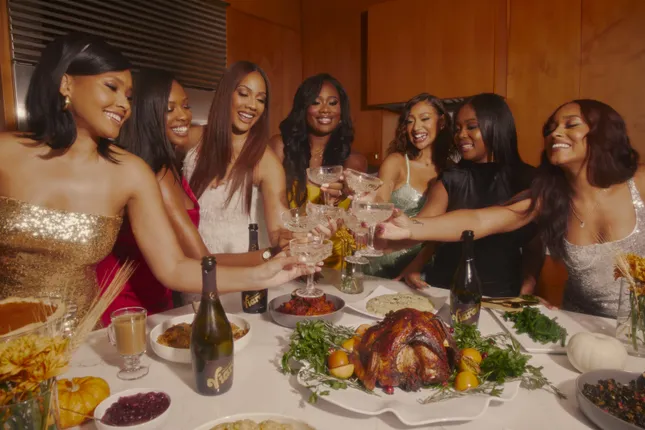 Viarae by Issa Rae | Holiday Campaign