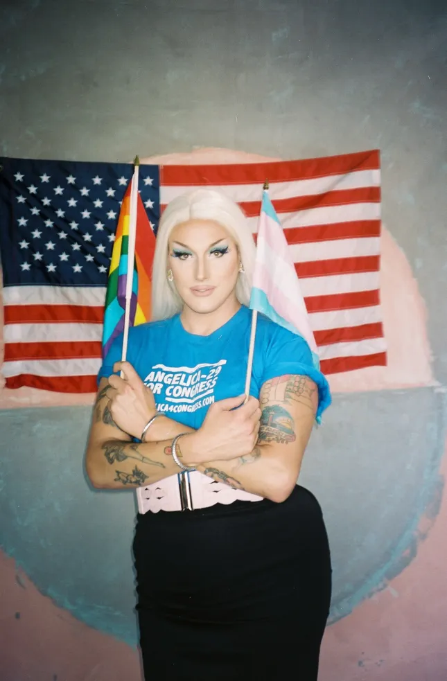 Maebe A. Girl reads the constitution