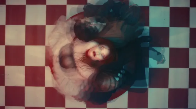 Stela Cole official music video 'Stereoqueen'