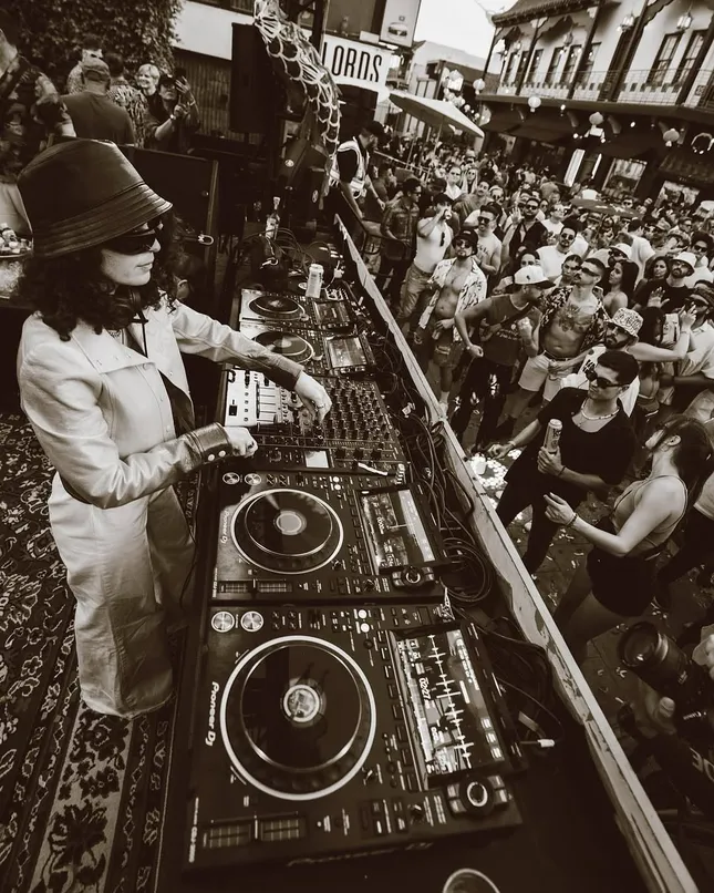 Carlita x china town festival