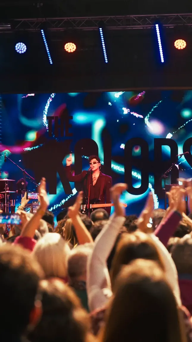 Vanity Fair Club x Fiat with The Kolors