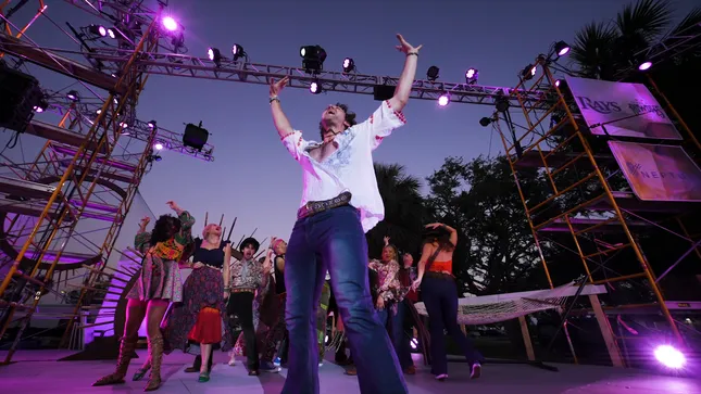 HAIR! The Musical - Play In The Park - FIRST LOOK