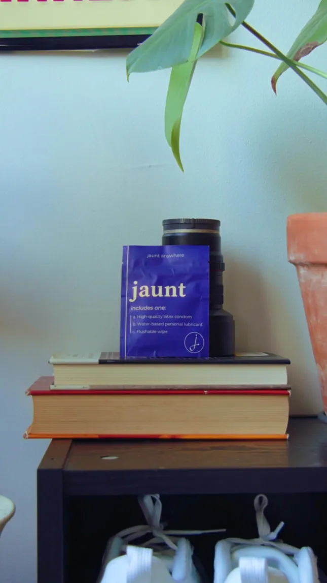 Brand work for JAUNT