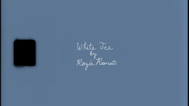 WHITE TEE