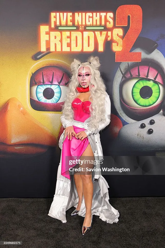 Custom Outfit inspired by Funtime Foxy for the Five Nights at Freddy’s 2 Movie Premiere