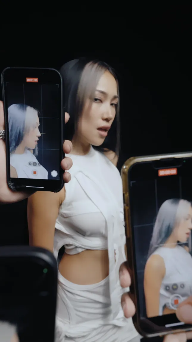 KYRA MACHIDA - SOCIAL CAMPAIGN