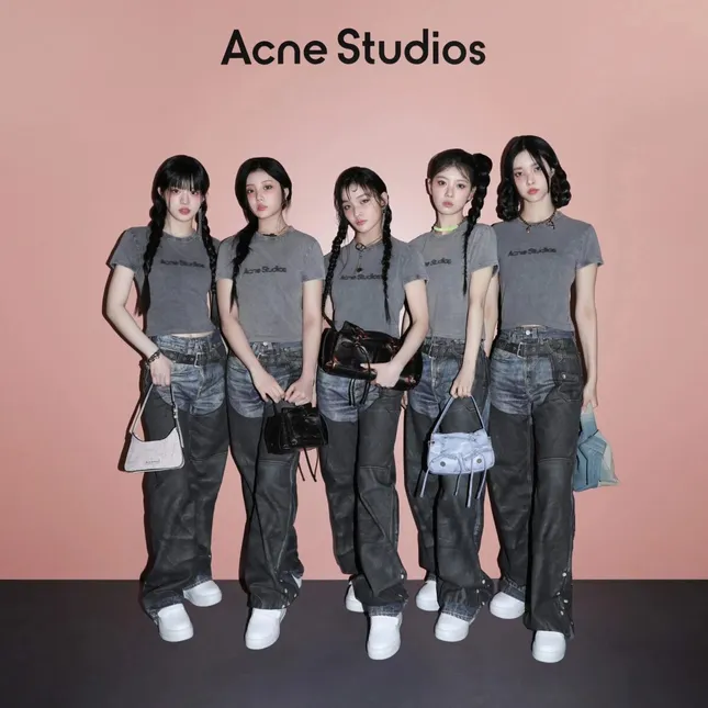 Acne Studios - Acne Studios loves ILLIT / May 2024