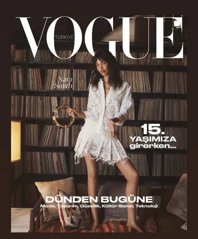 VOGUE TURKIYE LOEWE COVER x NARA SMITH, 05/25