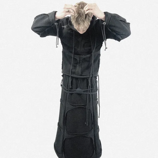 Under the Skin (1)