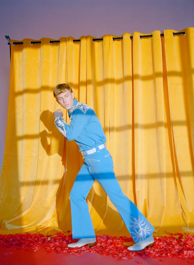 Dreamer Boy for his album Love, Nostalgia