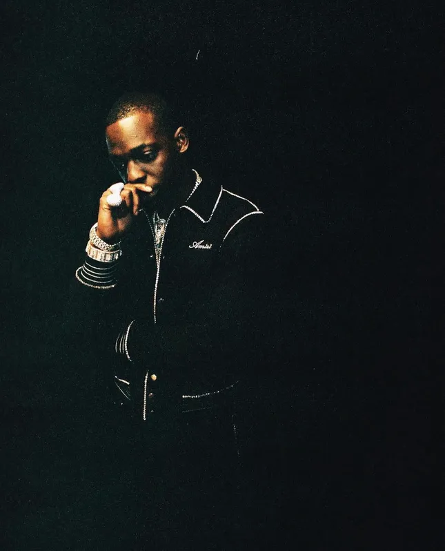 Bobby Shmurda on set