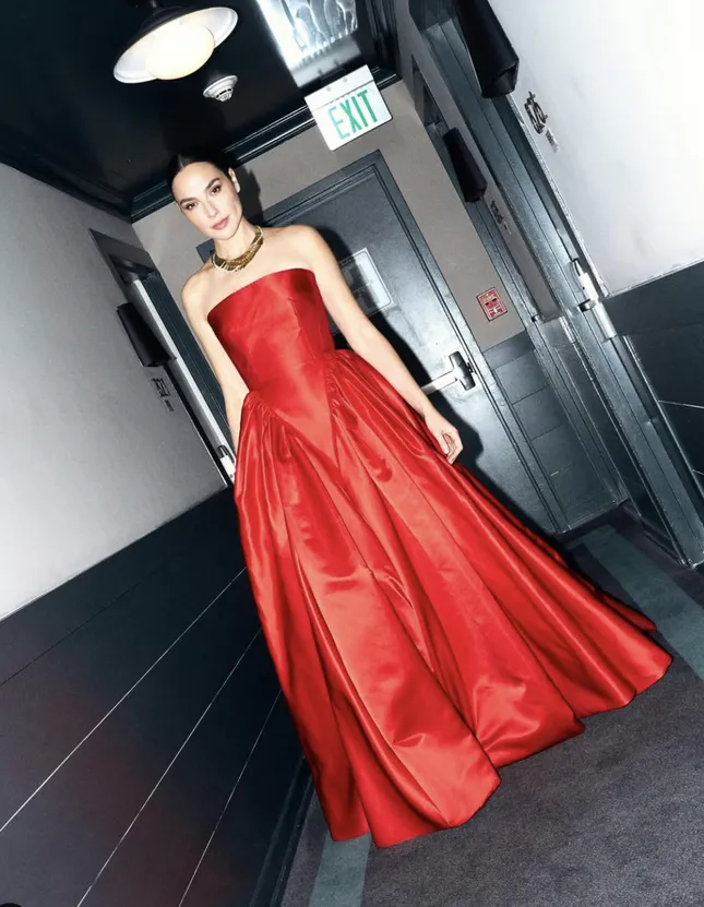 PRADA socials for Oscars