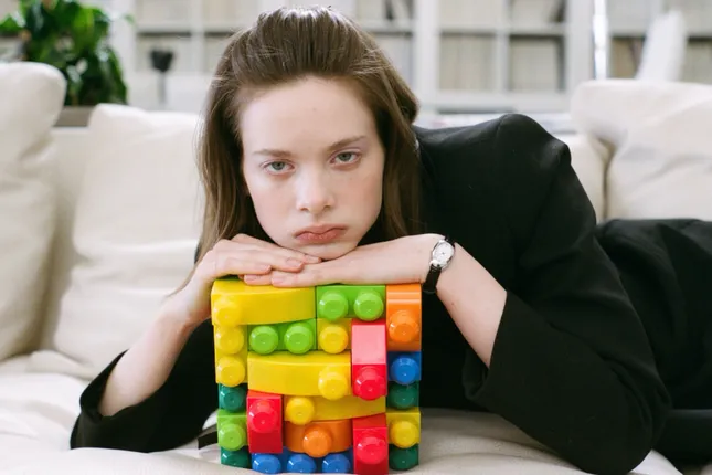 adult child for cake magazine