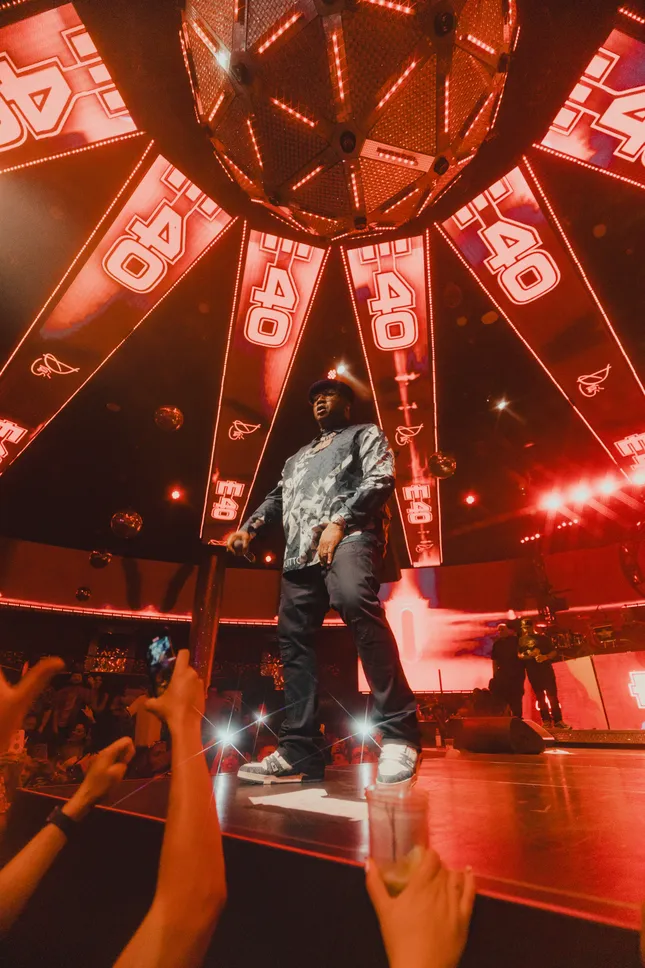 E-40.