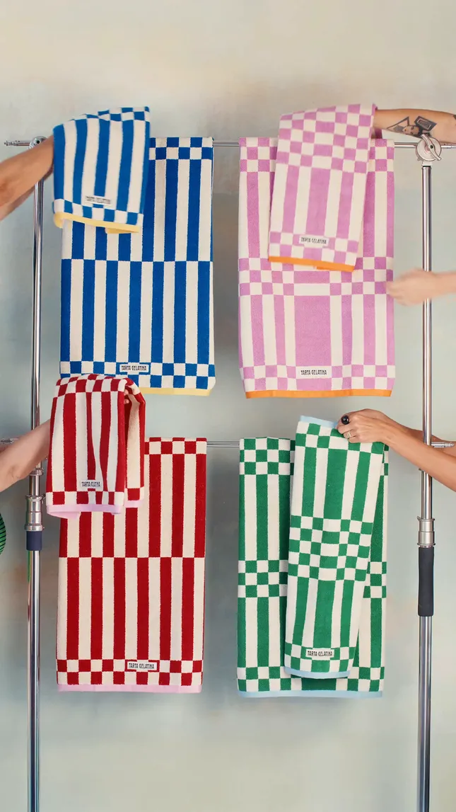 Tarta Gelatina product launch commercial