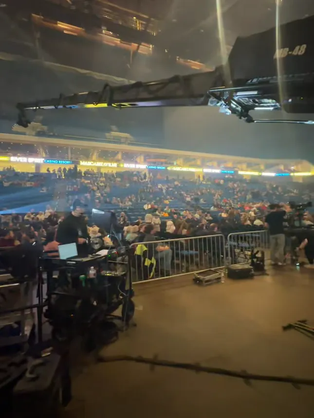 For King + Country: A Drummer Boy Christmas - Live(2024)