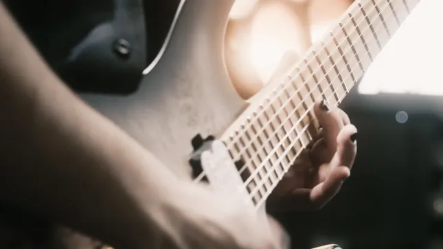 Music Video for “Dysfunctional” by Thredge