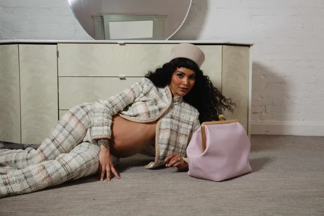 Sophia Roe x Flaunt Magazine