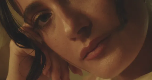 EAUSO VERT - Unforgettable Nights in Boozy Patchouli - Fragrance AD