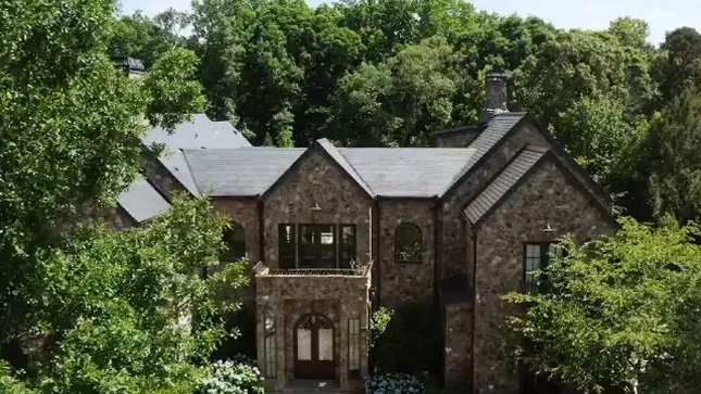 Pore Star Makeup Commercial