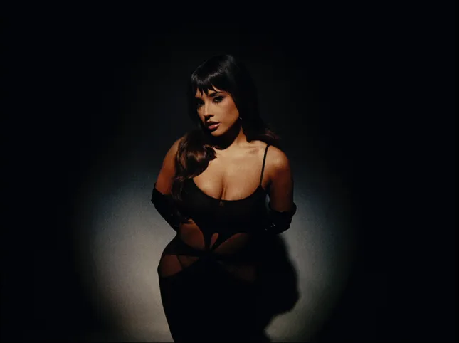 Becky G - MERCEDES (ft. Oscar Maydon)