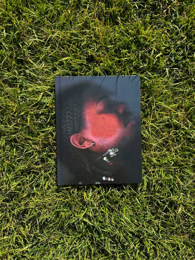 Exhale Vol.1 - Photo book by Verde