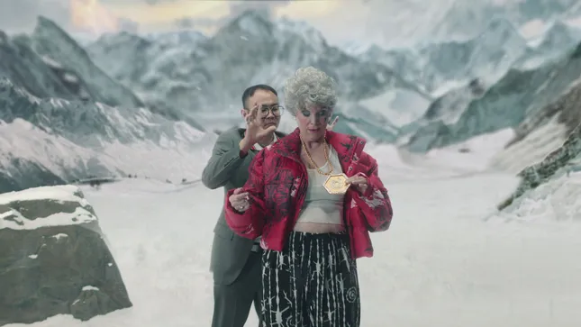 Juno | Grandma Cabbage