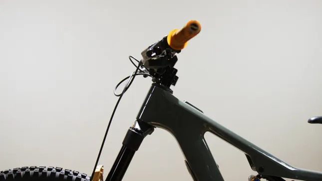 "Look at That" InvisiFRAME