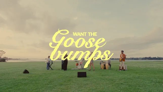 Mia Kie x Ethan Jupe - Goosebumps