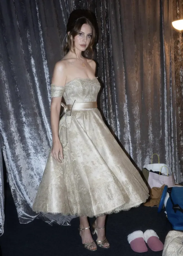 Lana Del Rey - Custom Valentino