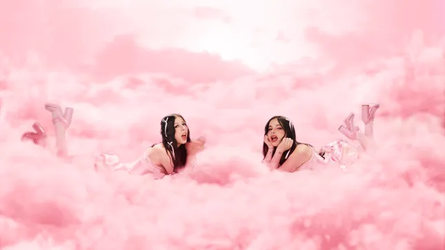 Ellise - “Dollface”