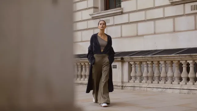 Alo Spring 24 Women London Campaign “Olive Tree”