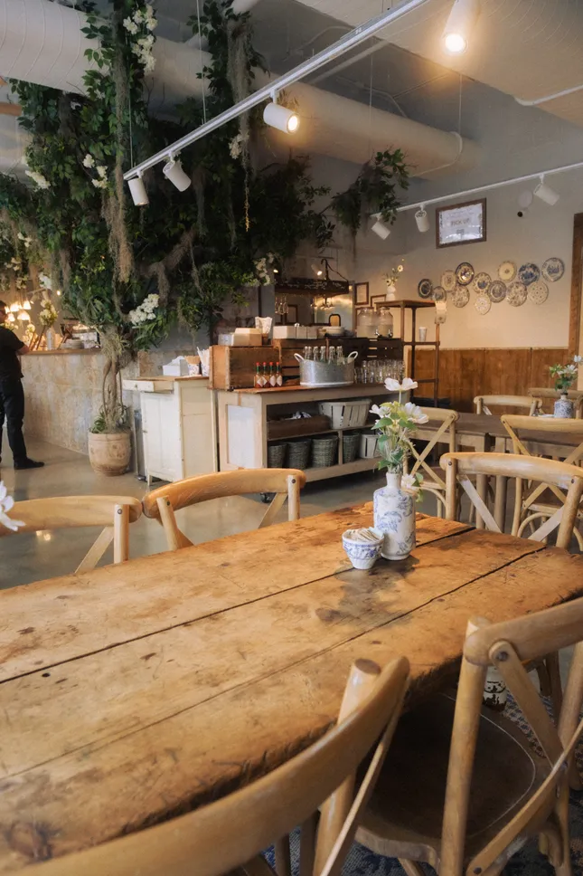 Maman Coffee Shop