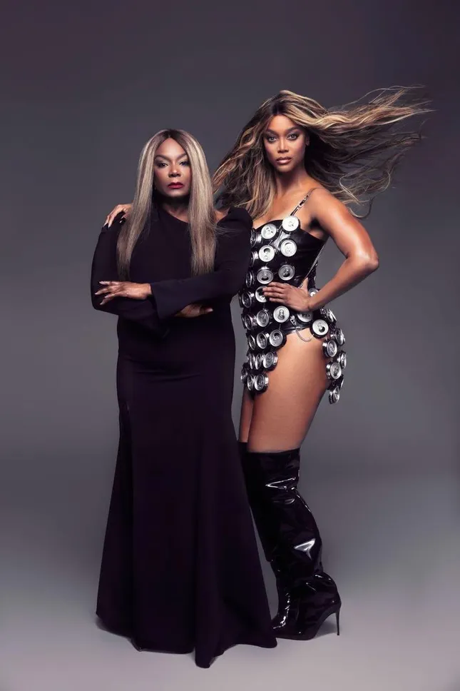 Tyra Banks for Paper Mag