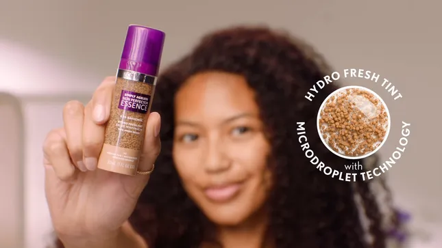 COVERGIRL | Simply Ageless Skin Perfector Essence