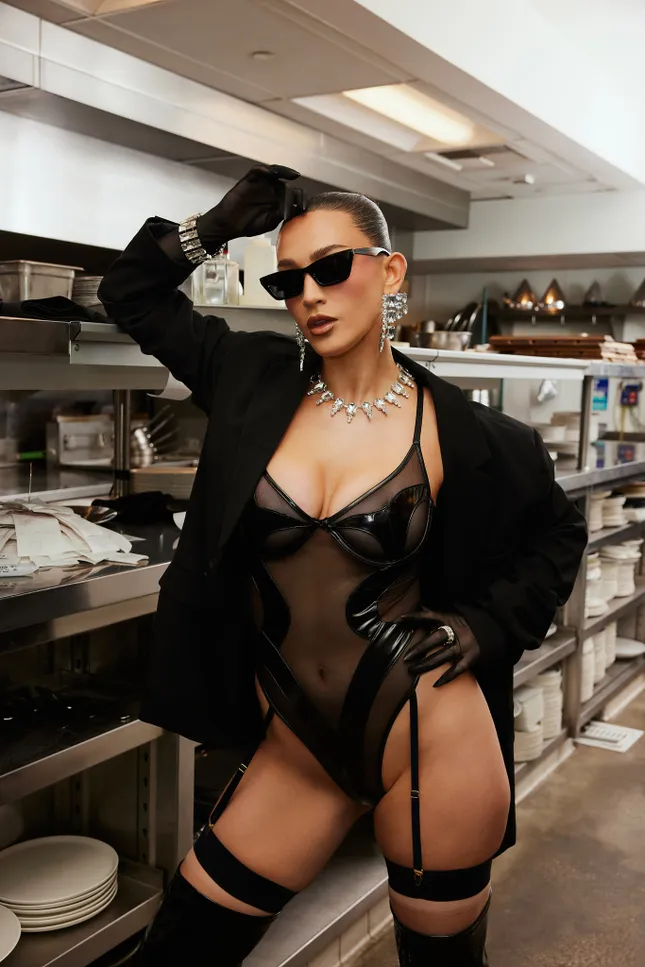 NYE - Fashion Nova